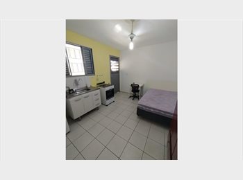 Roomgo BR - (5)  KIT MOBILIADA  Butantã/USP-individual-1.300, desp.incluidas..não fumantes-25.4.26, Butantã - R$ 1.300 Por mês