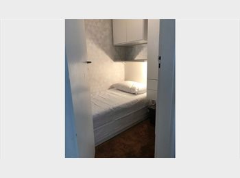Roomgo BR - QUARTO DEPENDENCIA NA AP NA ALAMEDA SANTOS - JARDINS, Jardim Paulista - R$ 1.580 Por mês