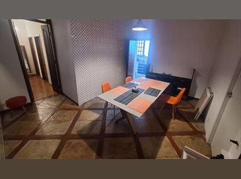 Roomgo BR - SUITE, MOBILIADO, SOSSEGO E ESPAÇO em uma linda casa, Belo Horizonte - R$ 1.050 Por mês