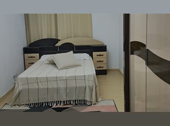 Roomgo BR - Suíte ampla - Coliving CWB, Curitiba - R$ 1.900 Por mês
