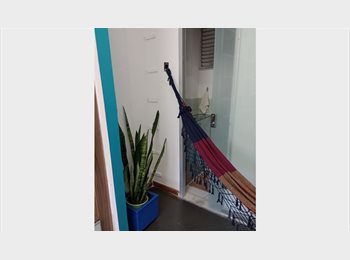 Roomgo BR - Kitnet Perfeita no coração do Rio, Saúde - R$ 2.500 Por mês