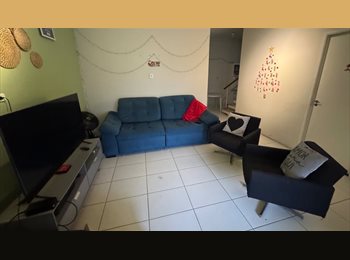 Roomgo BR - METRO BROOKLIN - ALOHA COLIVING, Campo Belo - R$ 1.400 Por mês