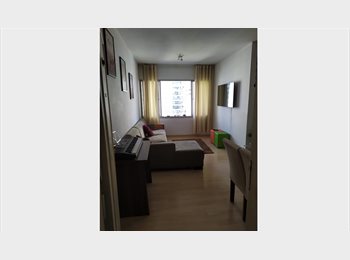 Roomgo BR - More no Brooklin!, Campo Belo - R$ 2.000 Por mês