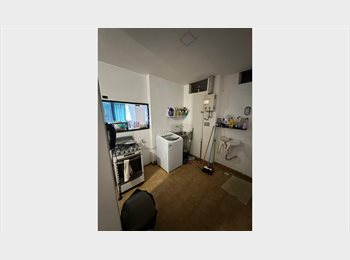 Roomgo BR - Quarto de casal em Ipanema, Ipanema - R$ 1.700 Por mês