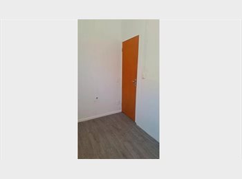 Roomgo BR - Olá. Tenho quarto disponível em uma casa só para mulheres, no centro de Jundiaí., Jundiaí - R$ 850 Por mês