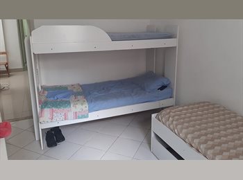 Roomgo BR - VAGA COMPARTILHADA NA FERNANDES GUIMARÃES, 80 - BOTAFOGO, Botafogo - R$ 1.000 Por mês