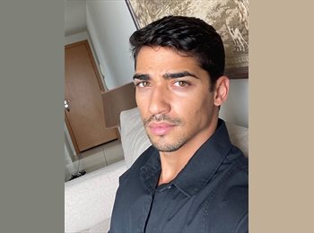 Roomgo BR - ROBERTO - 28 - Maracanã