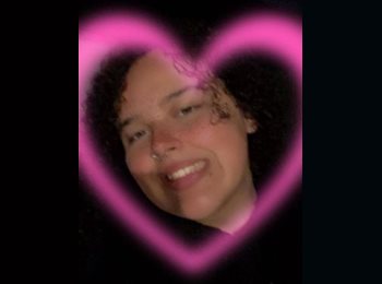 Roomgo BR - Jaqueline - 23 - Itajaí