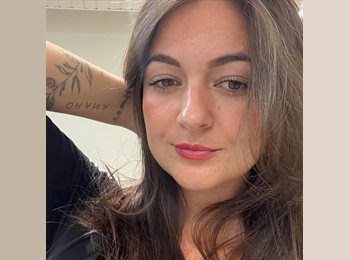 Roomgo BR - Sabrina - 29 - Maracanã