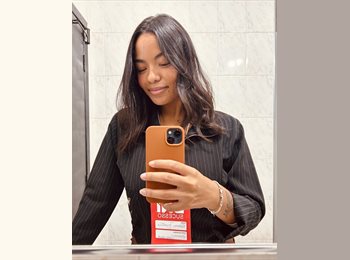 Roomgo BR - rebeca  - 19 - Rio de Janeiro RJ