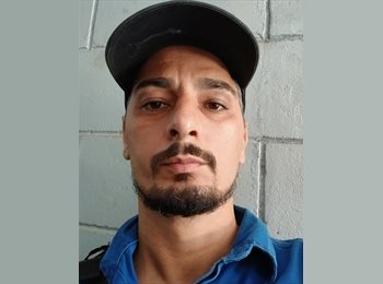 Roomgo BR - Rodrigo - 38 - Vitória