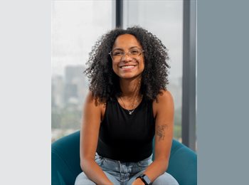 Roomgo BR - Helena - 27 - Campo Grande