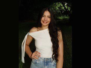 Roomgo BR - Liz - 18 - Curitiba