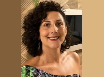 Roomgo BR - Paola - 49 - Porto Alegre