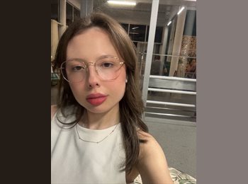 Roomgo BR - Letícia Secco Paniz - 21 - Caxias do Sul