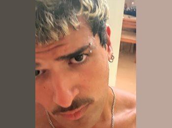 Roomgo BR - Victor - 19 - Brasília