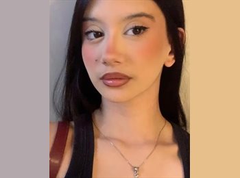 Roomgo BR - Ana Carolina  - 18 - Brasília