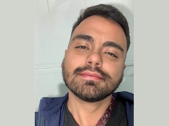 Roomgo BR - Maycon  - 27 - Copacabana