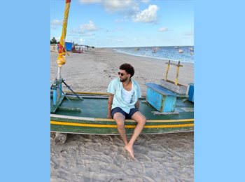 Roomgo BR - Jhon Pereira  - 32 - Brasília