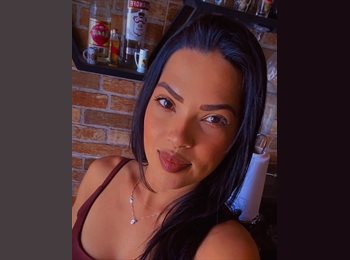 Roomgo BR - Hannah  - 30 - Brasília