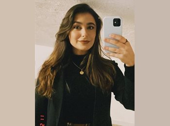 Roomgo BR - Isabella - 27 - Florianópolis