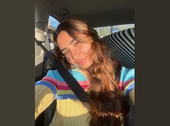 Roomgo BR - emely  - 23 - Florianópolis