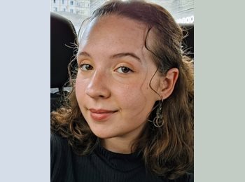 Roomgo BR - Sofia - 19 - Curitiba