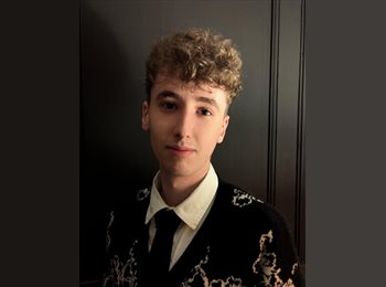 Roomgo BR - Alexis - 22 - Maracanã