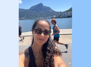 Roomgo BR - Vívian  - 42 - Copacabana