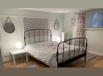 Roomgo CA - Looking for a roommate, Toronto - $1,100 pcm