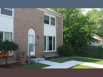 Roomgo CA - Cozy Room for 1 Person, Canada - $655 pcm