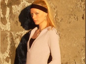 Roomgo CA - Jessica - 20 - Ottawa