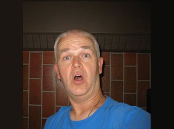 Roomgo CA - Darrell - 38 - Winnipeg