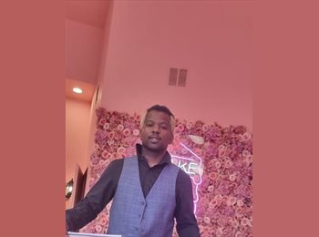 Roomgo CA - Williams - 39 - Toronto