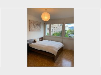 Roomgo CH - Chambre à louer, Genève - 800 CHF / Mois