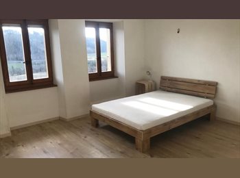 Roomgo CH - Chambre dans colocation avec jardin, Gros de Vaud - 680 CHF / Mois
