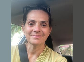 Roomgo CH - Anouk - 52 - Neuchâtel