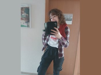 Roomgo CH - Elise - 24 - Vevey