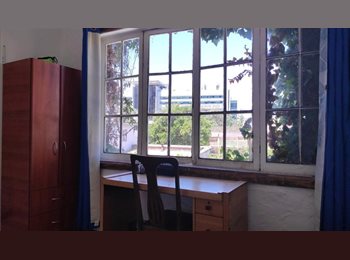 CompartoDepto CL - Room mate Barrio Bellavista, Santiago Centro - CH$300.000 por mes