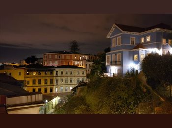 CompartoDepto CL - Cerro Alegre - Casa 2 niveles - 8 Piezas - The Safest & most Tourist Area, Valparaíso - CH$260.000 por mes