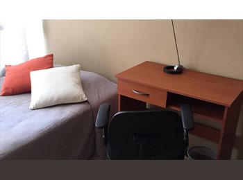 CompartoDepto CL - Estupenda y confortable habitación con baño privado, Providencia - CH$340.000 por mes