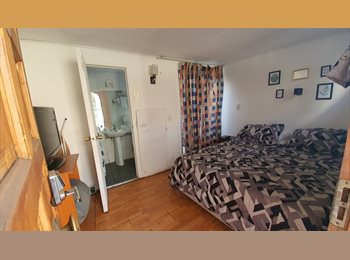 CompartoDepto CL - habitacion con cocina y baño, Providencia - CH$410.000 por mes