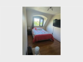 CompartoDepto CL - Pieza en Las Condes con baño privado en departamento duplex, La Reina - CH$380.000 por mes