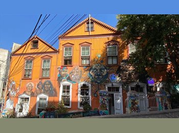 CompartoDepto CL - Habitación en casa patrimonial que integra el arte, el turismo y la cultura - Valparaíso., Valparaíso - CH$242.000 por mes