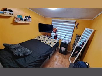 CompartoDepto CL - Pieza Pequeña Puente Alto, La Florida - CH$180.000 por mes