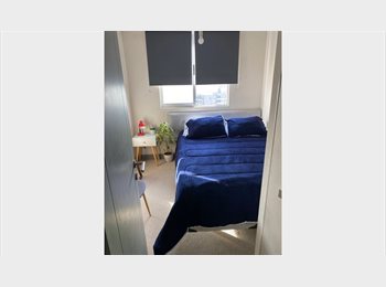 CompartoDepto CL - Arriendo habitación en lindo departamento en San Miguel., San Miguel - CH$290.000 por mes