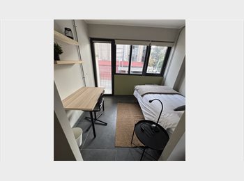 CompartoDepto CL - Pieza 13m² con baño privado y balcón - Casa Latorre, Santiago - CH$450.000 por mes