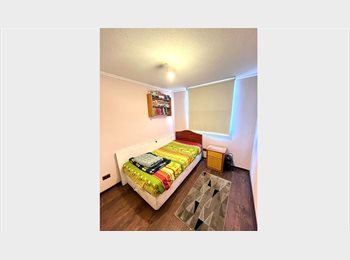 CompartoDepto CL - Se arrienda habitación para persona sola, con baño privado, Santiago Centro - CH$250.000 por mes