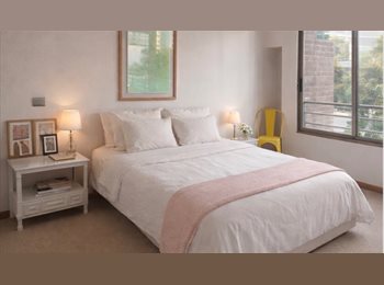 CompartoDepto CL - Pieza en suite en Metro Alcántara, Providencia - CH$585.000 por mes
