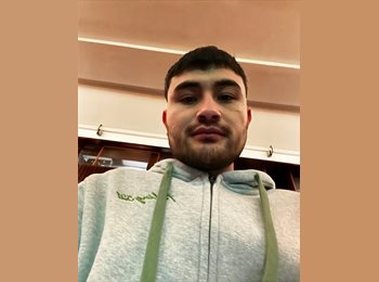 CompartoApto CO - Juan Pablo  - 24 - Bogotá